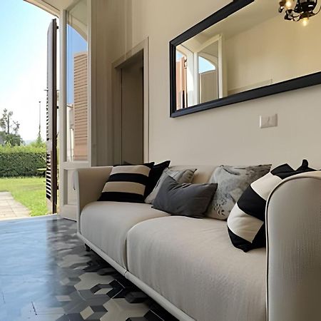Villa Nanni Suites - Camera Anfiteatro - لوكا المظهر الخارجي الصورة
